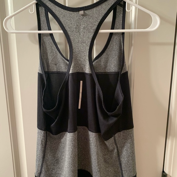 NWOT Nike Dri-Fit Racerback Tank - Picture 2 of 3